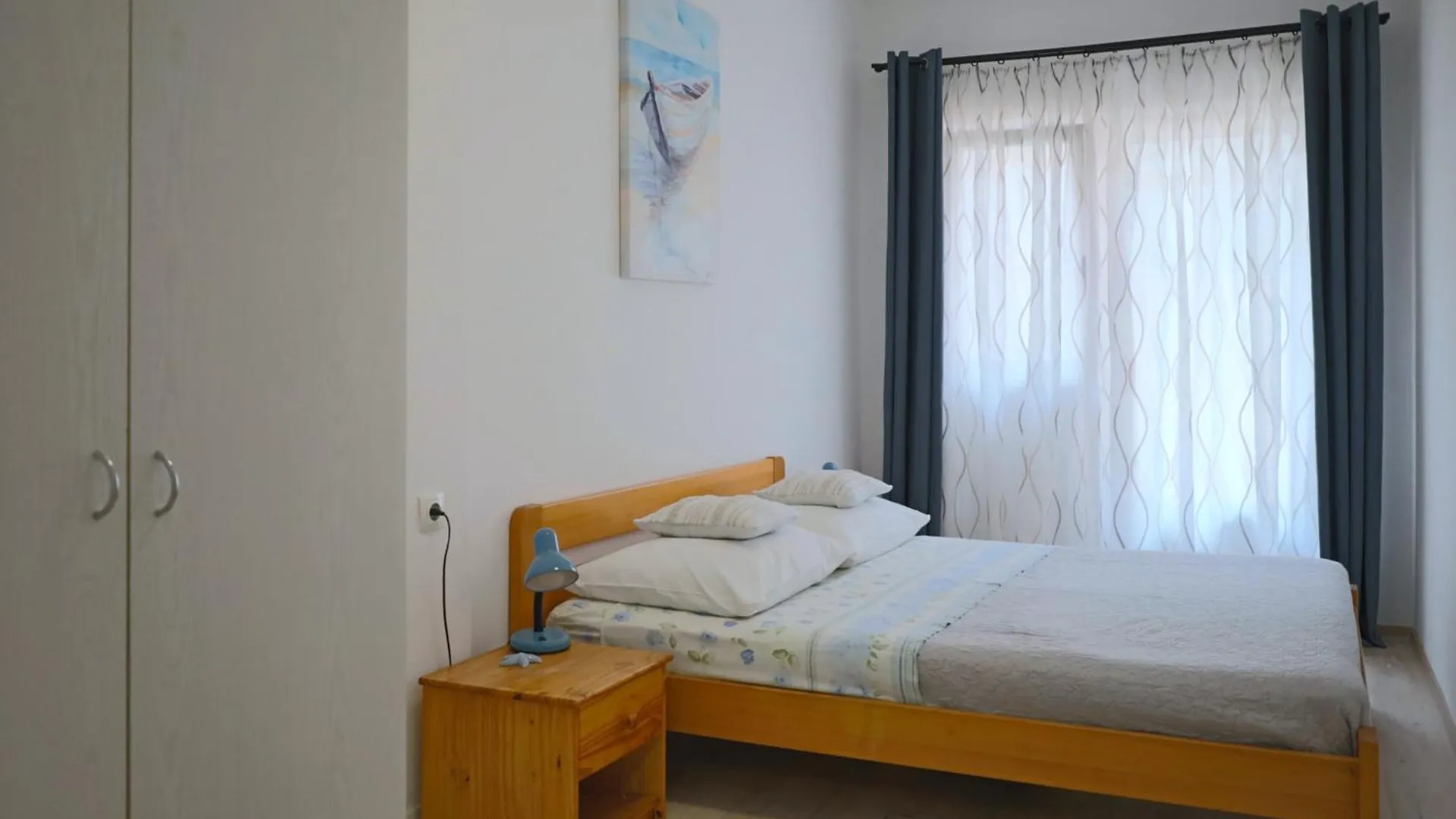 Ana House With Apartments Umag